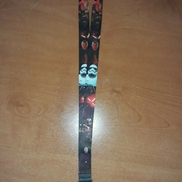 Top Movies All Time New Star Wars Sith Cell Phone Holder Lanyard with Clip - Picture 3 of 9